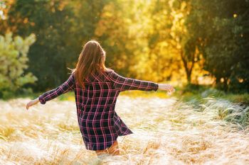 resizedbigstock-A-Beautiful-Young-Brunette-Wal-390796427.jpg