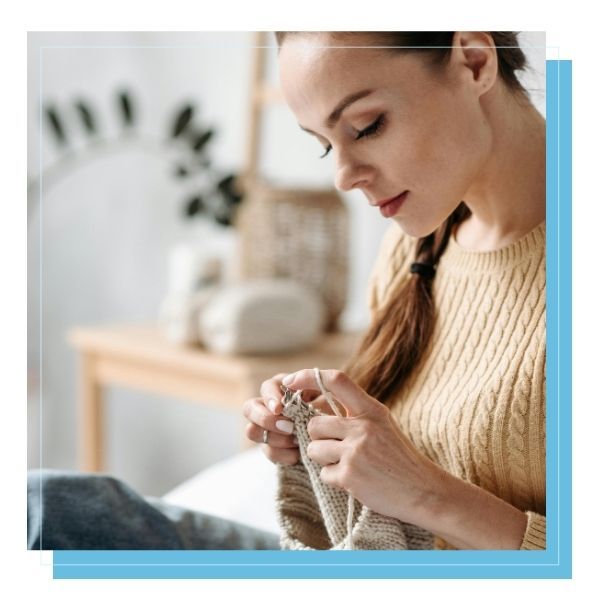 woman knitting woman knitting