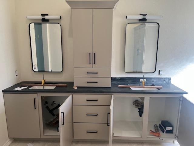 Modern Bathroom Dual Vanity Design