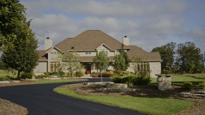 The Benefits of Asphalt Paving for Your Driveway.jpg