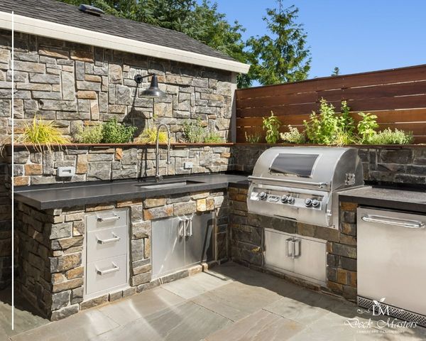 IMG 3 - Outdoor Living.jpg