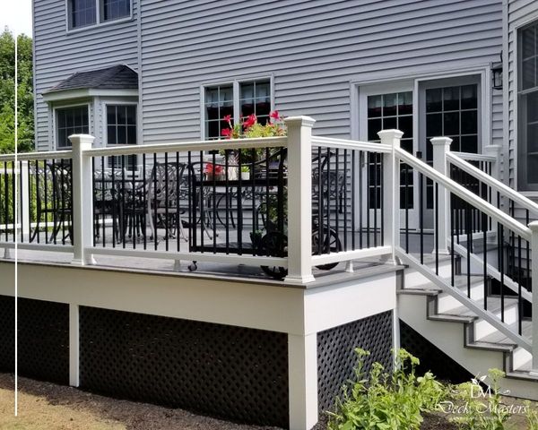 white/gray deck