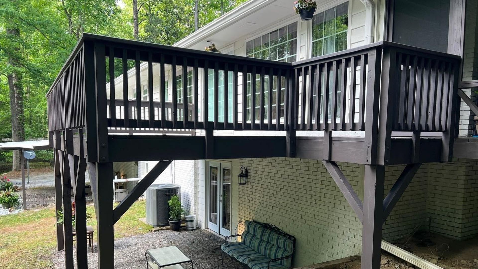 Deck and Fence - 4.jpg