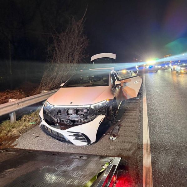Emergency Tow Services - Image 1 - Revisions.jpg