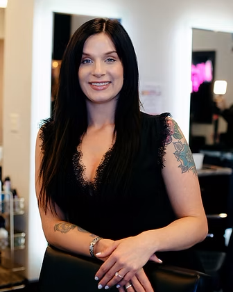 Ashley C (1).png