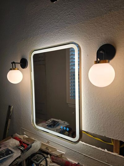 imgi_45_JAYs+Electric+Media+Solutions+LLC-bathroom-lights-7-1920w.jpg