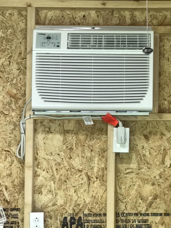 44385000_274044916567064_3065098166635331584_n.jpg