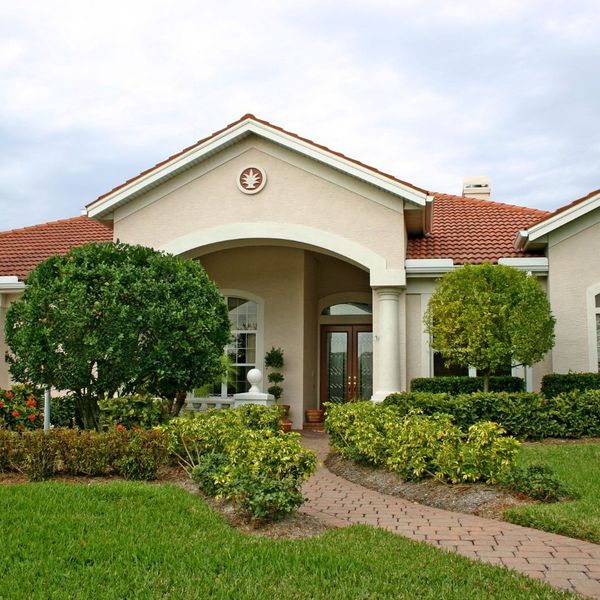 4 Ways Professional Landscaping Enhances Your Home's Beauty.jpg