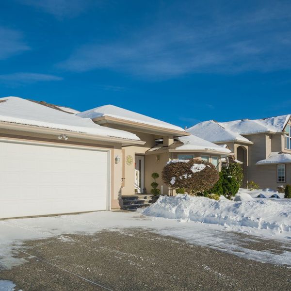 Snow on houses