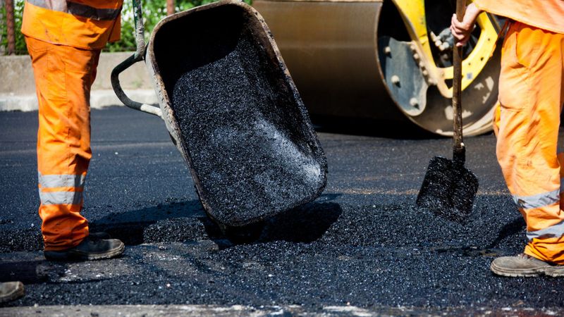 6 Questions to Ask When Hiring a Blacktop Contractor header.jpg