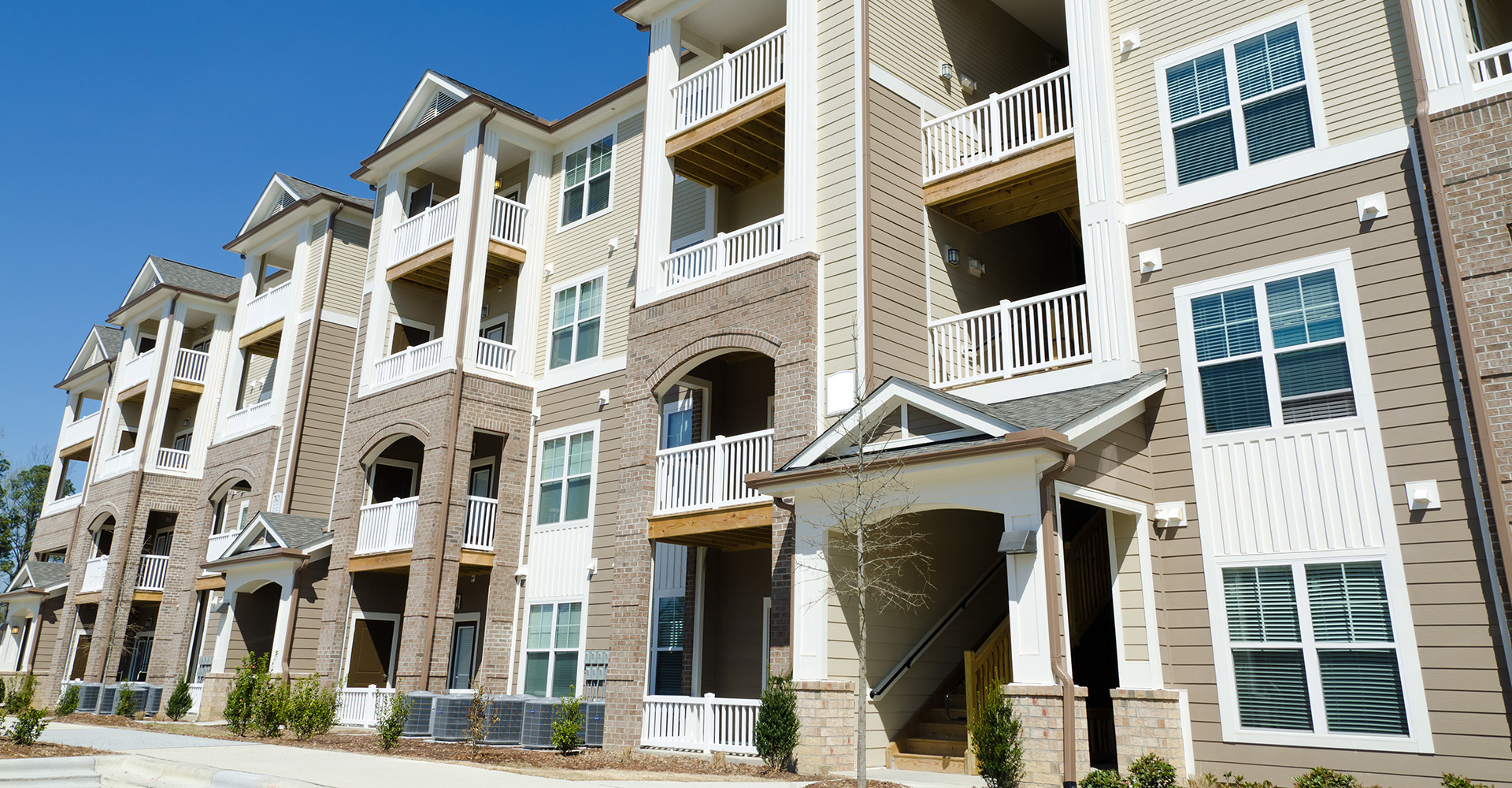 Benefits of Upgrading to Smart HVAC Systems in Multi-Family Buildings Featured Image.jpg