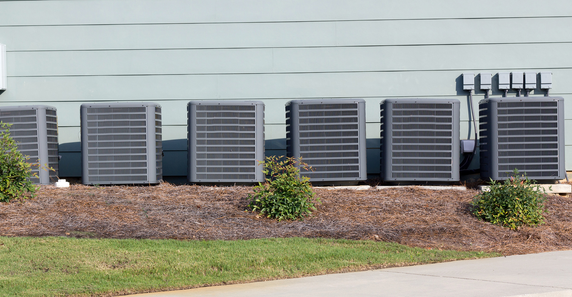 Benefits of Outsourcing HVAC Services for Multi-Family Properties BB Featured Image.jpg