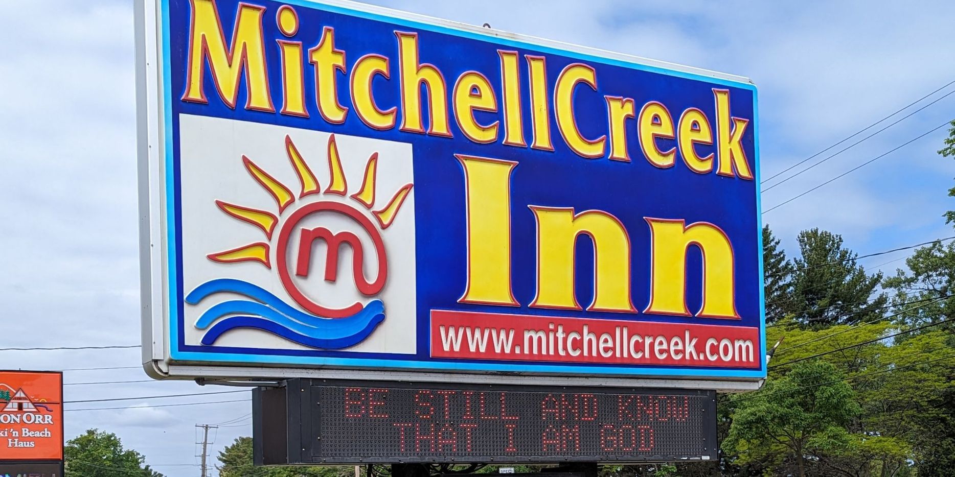 Why Mitchell Creek Inn is the Best Home Base for Pet Owners header.jpg