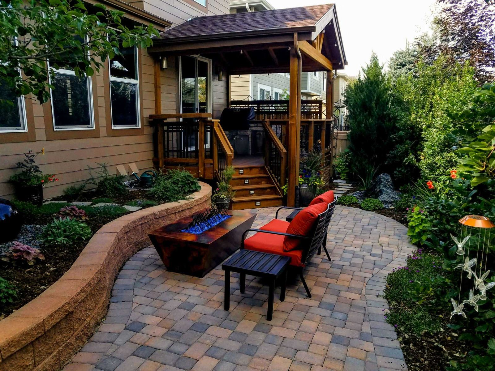 Porch with patio.jpg