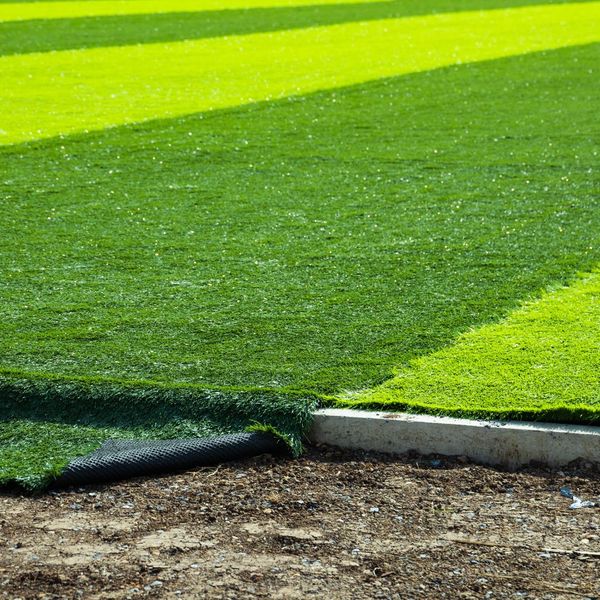 2What's Involved in the Artificial Turf Grass Installation Process.jpg
