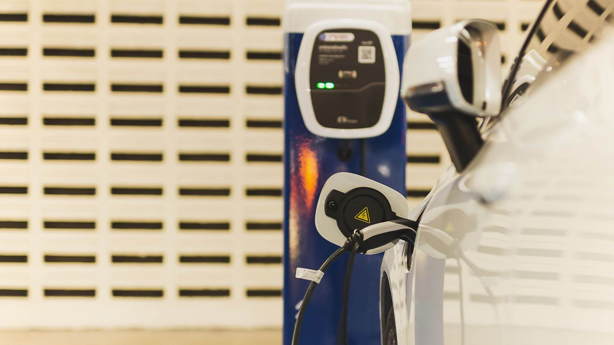 electricvehicle.jpg