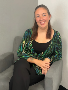 Jessie McAvin ATG headshot web size.png