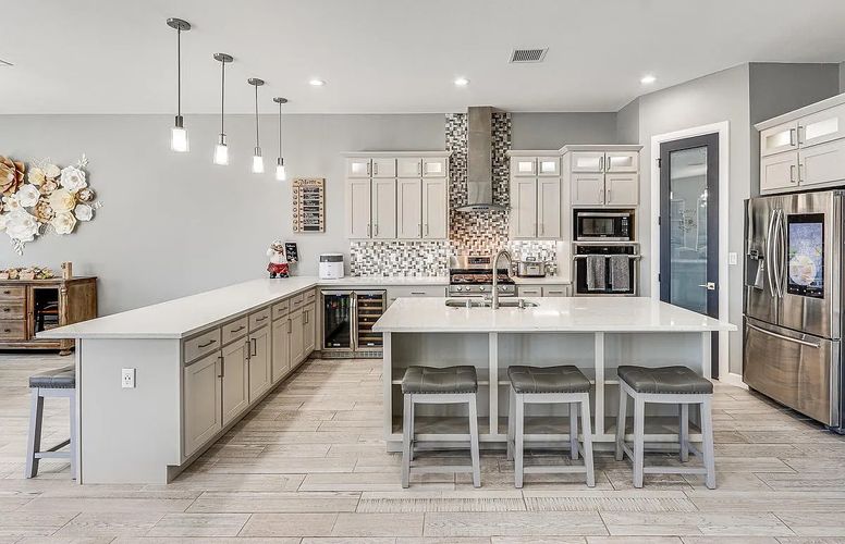 6a721516a845a425f5e9d2fc545e0e52-uncropped_scaled_within_1536_1152 Large.jpeg