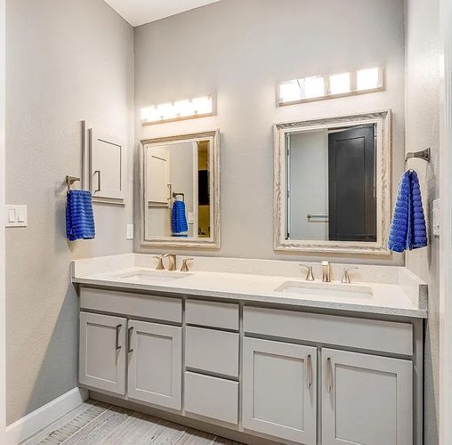 eaf40d121d3e49c9bb50ea07f19f8ba3-uncropped_scaled_within_1536_1152 Large.jpeg