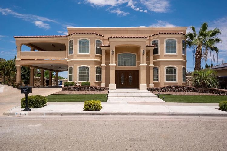 385e84c3034fb3a8dbba9bdec401ad66-uncropped_scaled_within_1536_1152 Large.jpeg