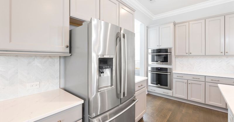 Essential Tips for Cabinet Installation in Your Hawaii Home4.jpg