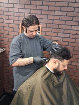 Five Star Academy Student Practicing Clipper Techniques