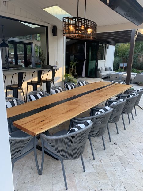 Lewis patio tableb.jpeg