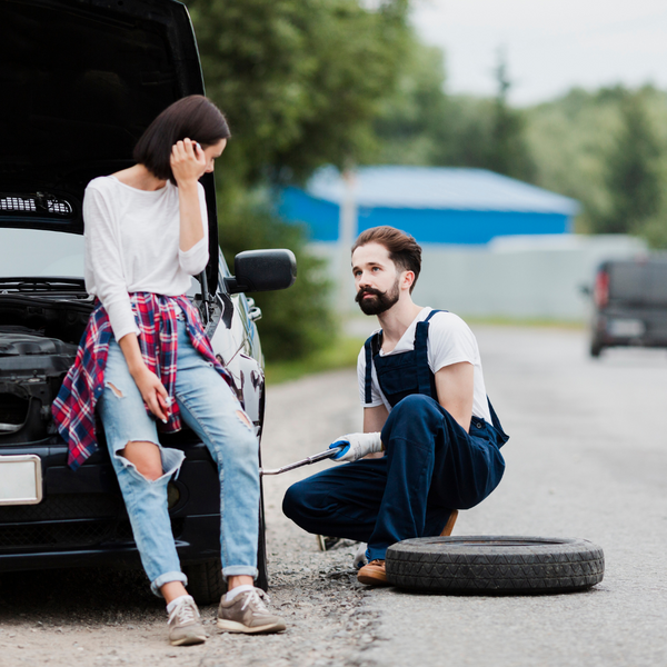 Emergency Roadside Assistance_ A&W Towing and Recovery's Quick Response Team 4.png