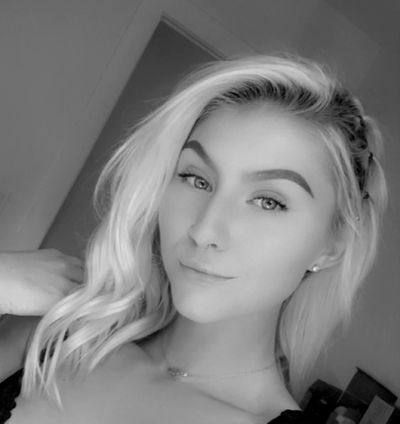 Lexi associate.jpg