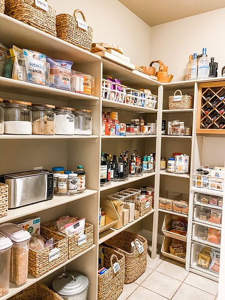 EmilyPantry1after_JPG.jpg