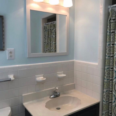 Manor Masterbathb before.jpg