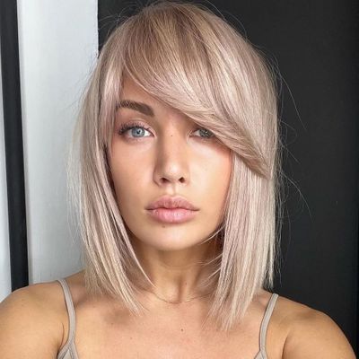 Angled Side Bang
