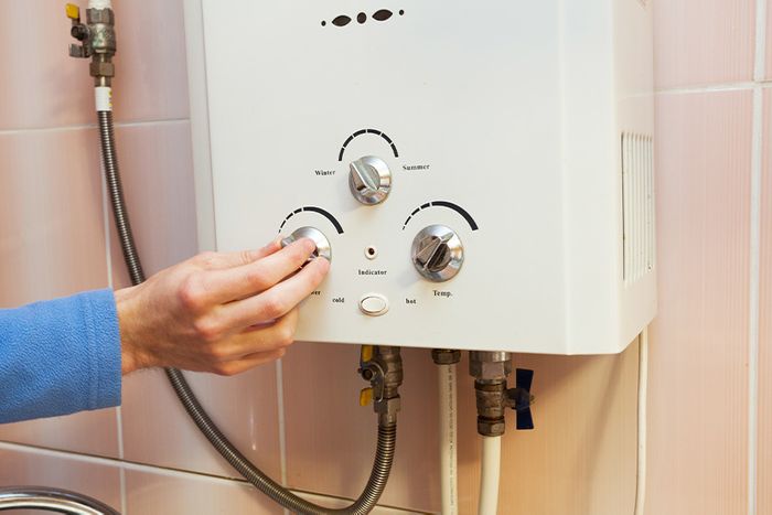 adjusting water heater temperature