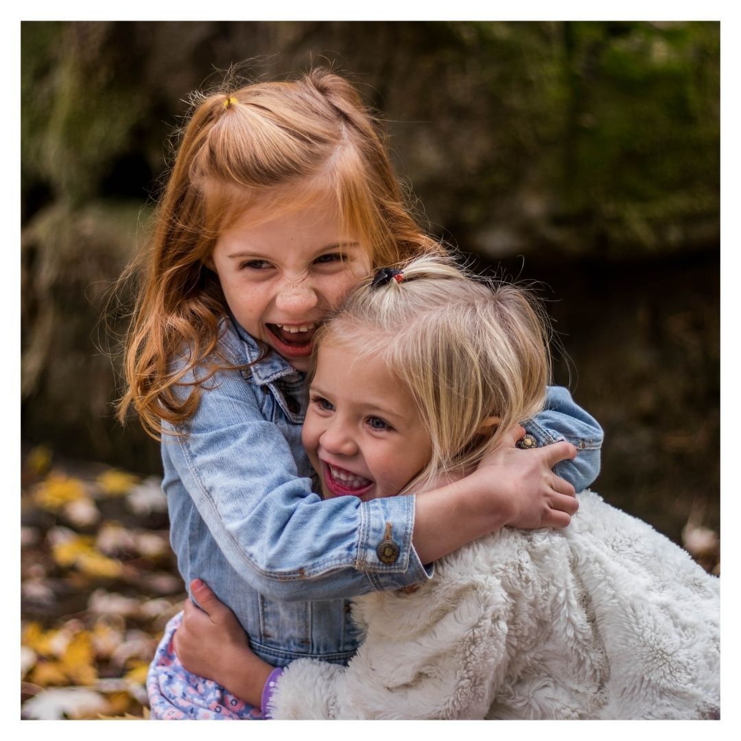 children hugging