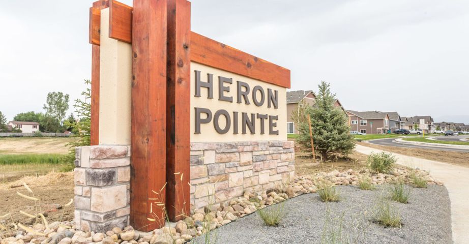 M28553 - Heron Pointe Apartments - The Top 4 Reasons To Choose Heron Pointe Apartments Hero Image.jpg