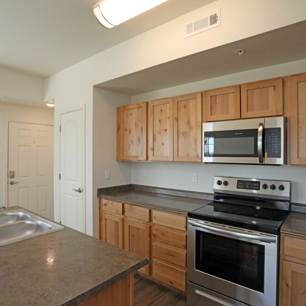 Heron Pointe kitchen