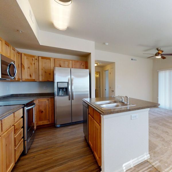 Heron Pointe apartment