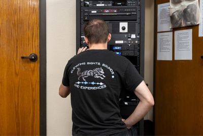 av system