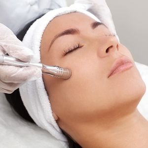 woman getting mesotherapy treatment