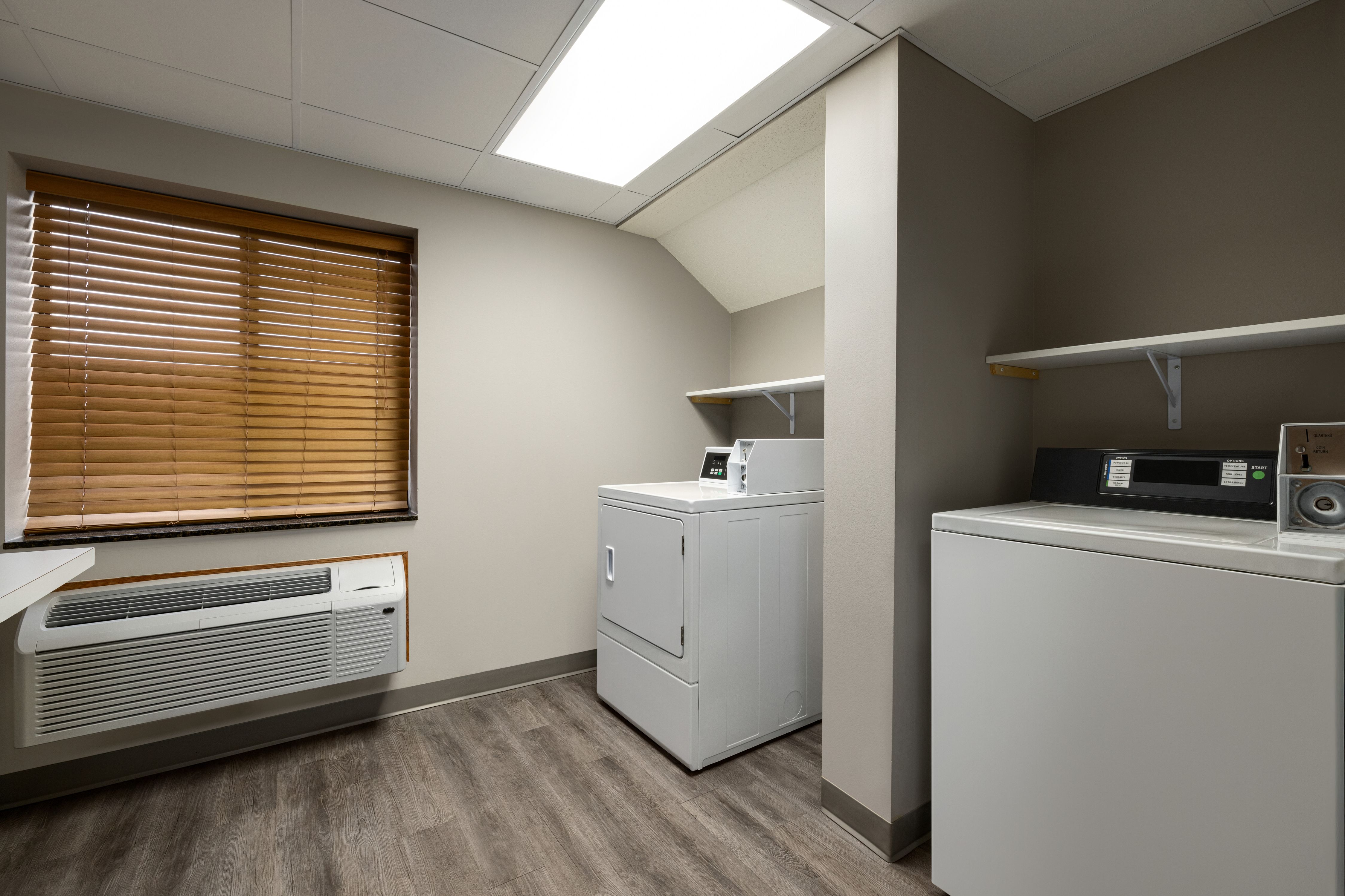 Guest Laundry - 1612109.jpg