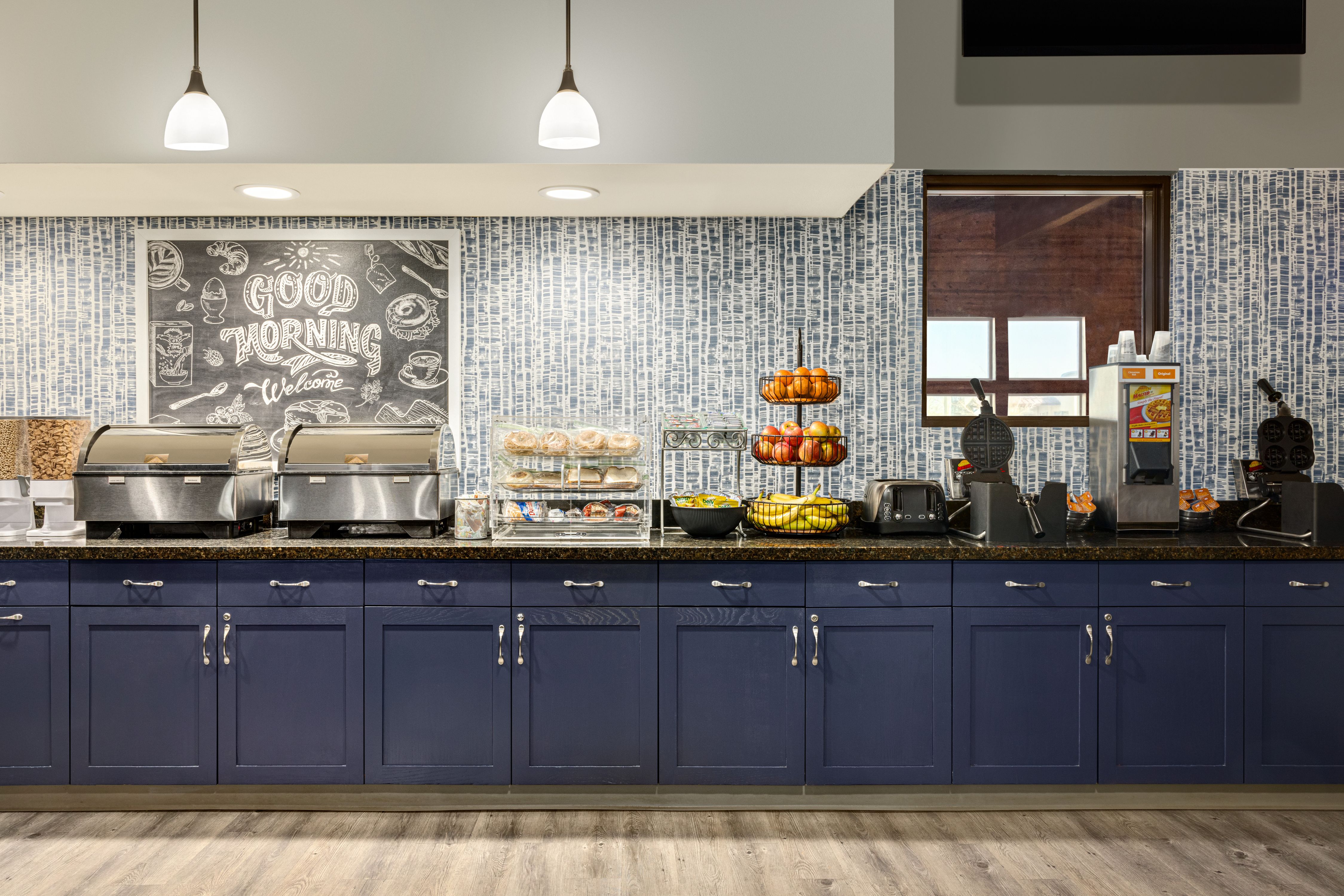 Breakfast Area - 1612088.jpg