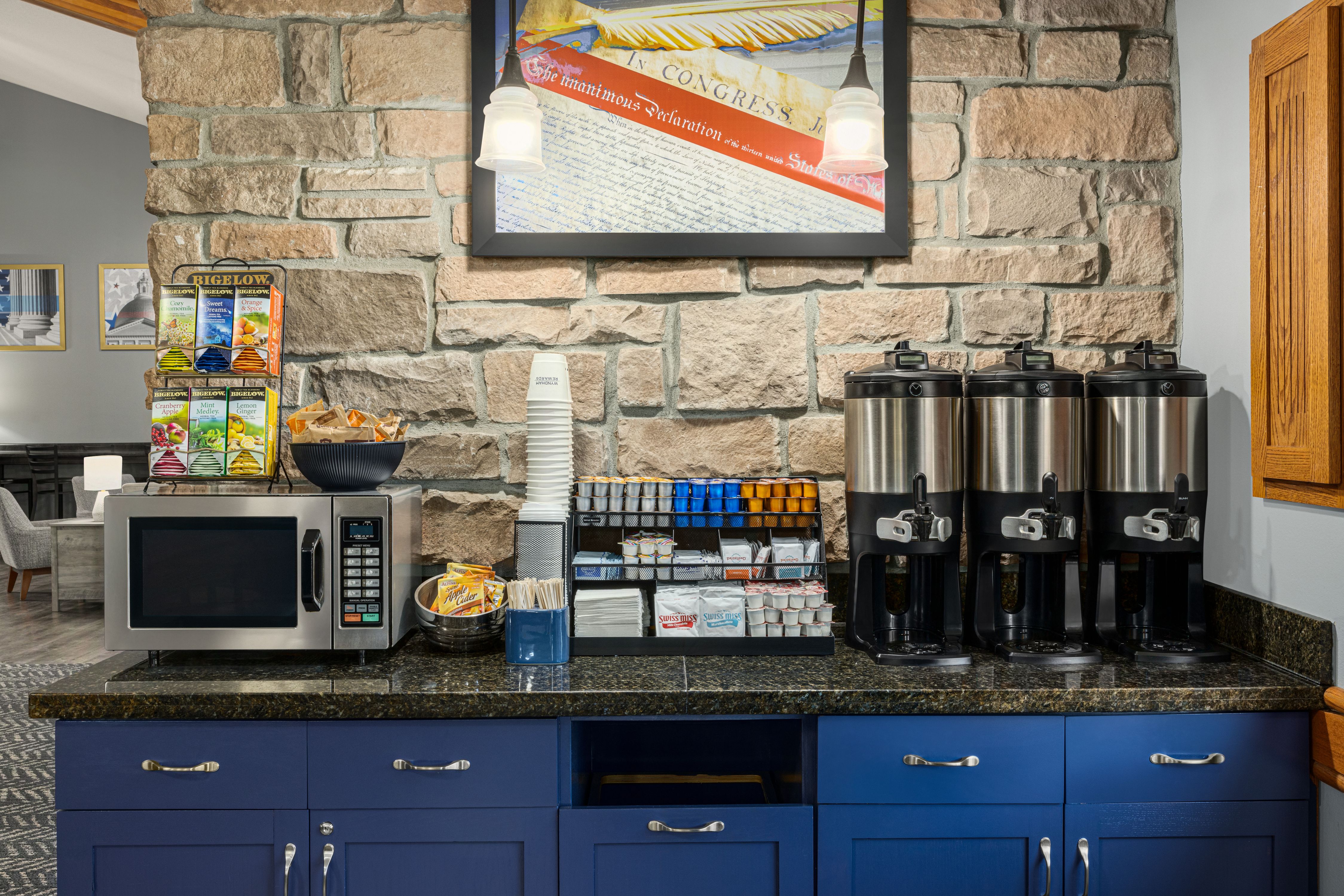 Lobby Coffee - 1612115.jpg