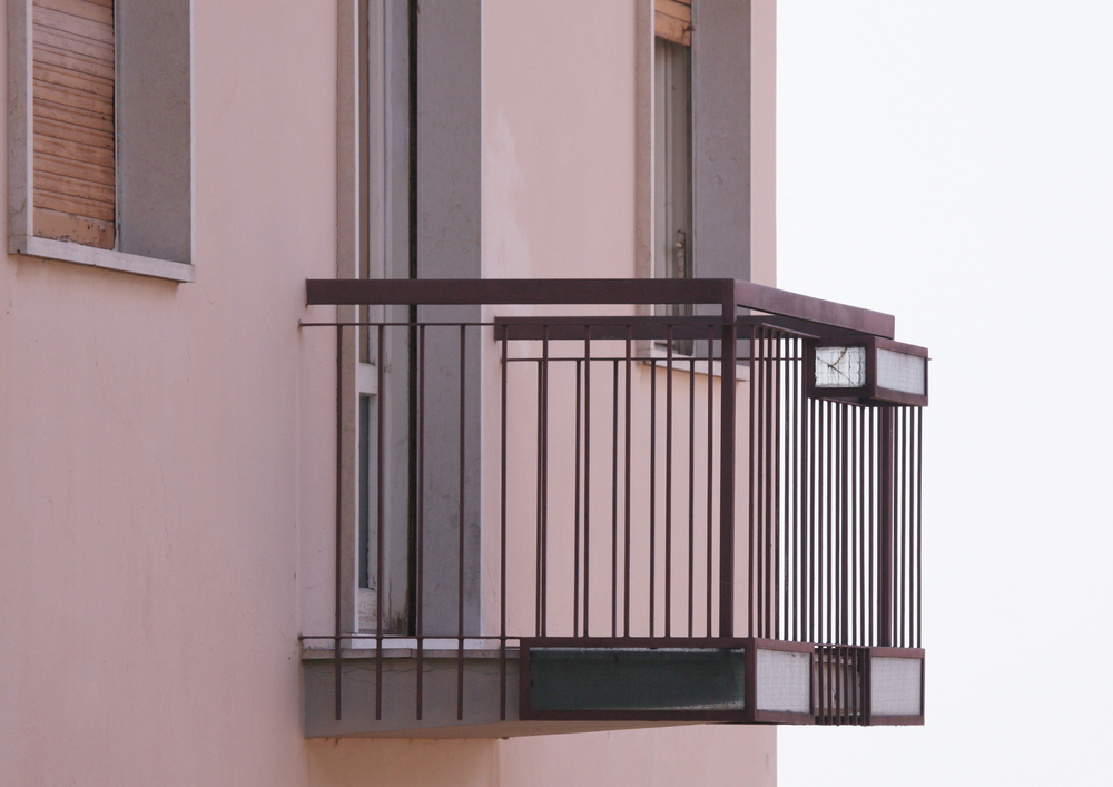 balcony-and-railing-installation-horner-park-chicago (17).png