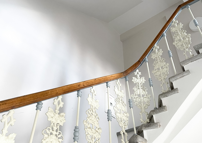 balcony-and-railing-installation-wrigleyville-chicago (7).png