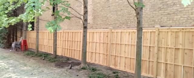 Chicago-wood-fencing-1.JPG
