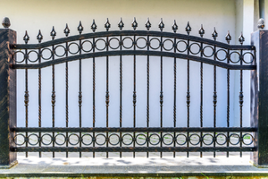 iron Gate in Roscoe Village.png