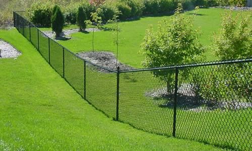 chain-link-fence-company-1-161212-584ed931f330a (1).jpg