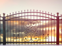 Commercial Fence (3).png