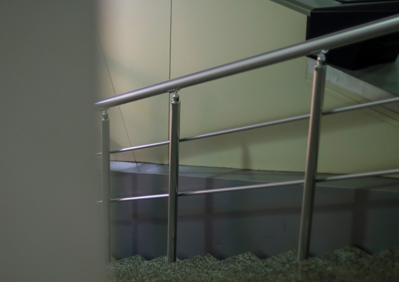 balcony-and-railing-installation-hyde-park-chicago (9).png