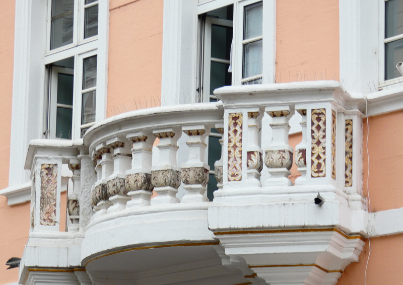 balcony-and-railing-installation-wrigleyville-chicago (8).png